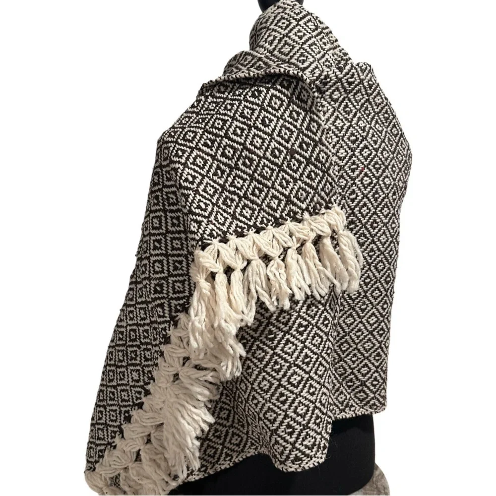 Mexican Rebozo Shawl in Brown on Cream –100% Raw Wool, Thick, Large Winter Wrap